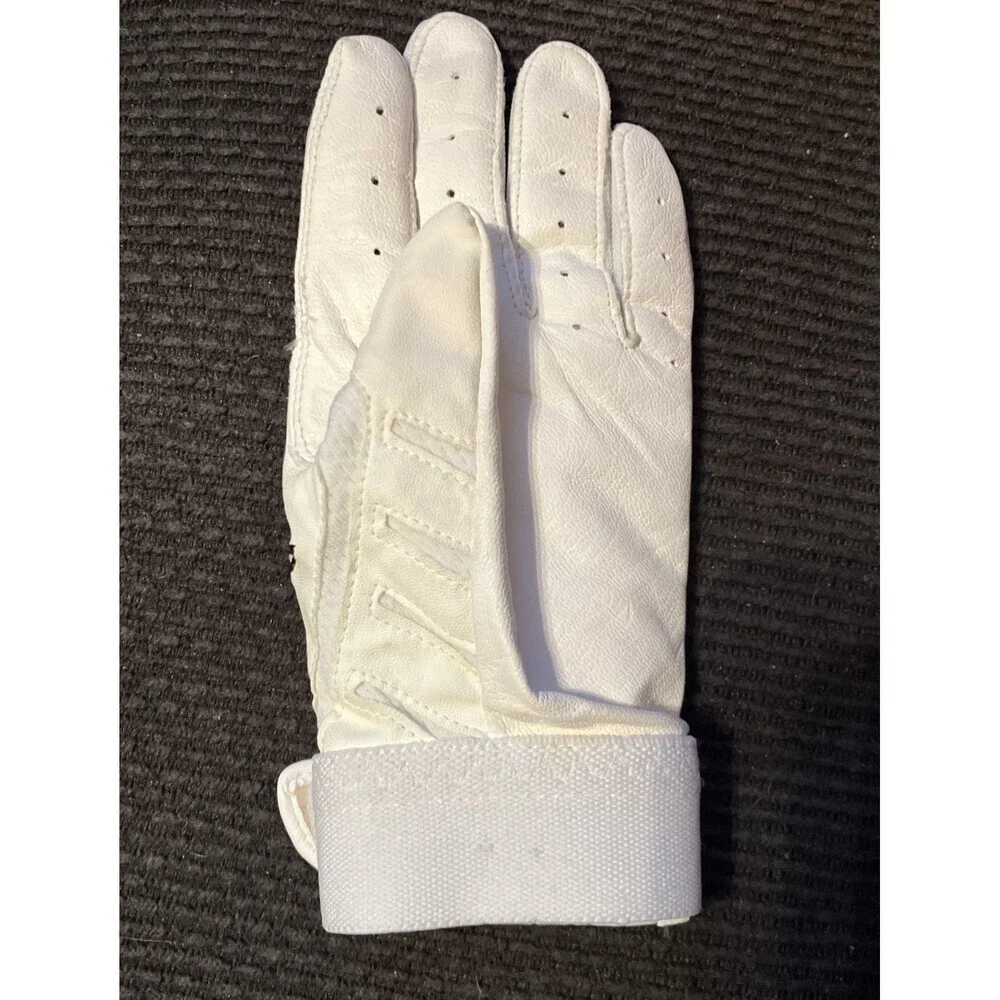 Easton White Fast Pitch Softball Batting Glove Youth Girls Small Left hand